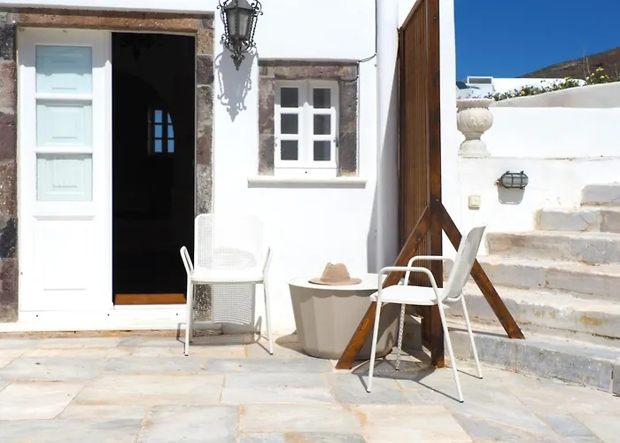 The Palm Rock, Santorini Vakantiehuis Foinikiá