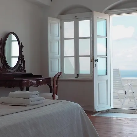 The Palm Rock, Santorini Ferienhaus