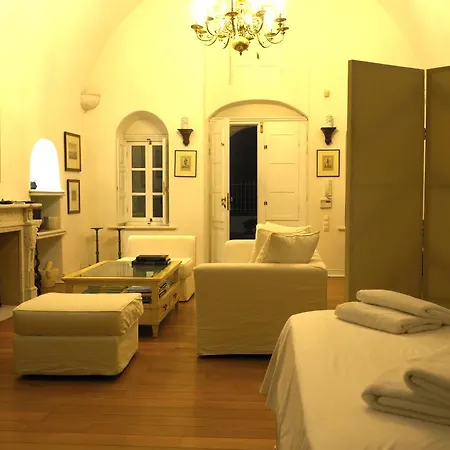 The Palm Rock, Santorini Ferienhaus *