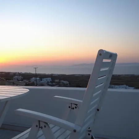 Ferienhaus The Palm Rock, Santorini Foinikiá