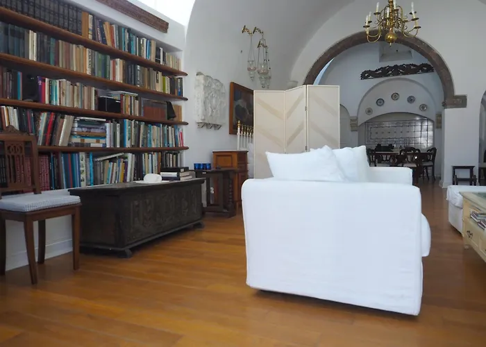 Holiday home The Palm Rock, Santorini