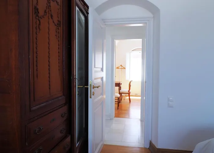 The Palm Rock, Santorini Holiday home